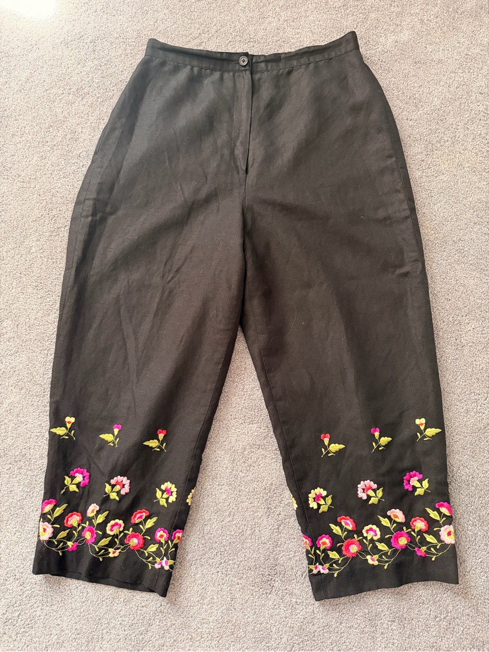Women’s Black Linen Floral Pants Larry Levine Size 12 Embroidered Boho Cropped